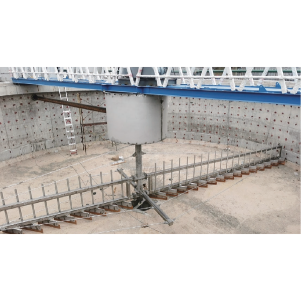 Suspended Center Drive Mud Scraper suppliers